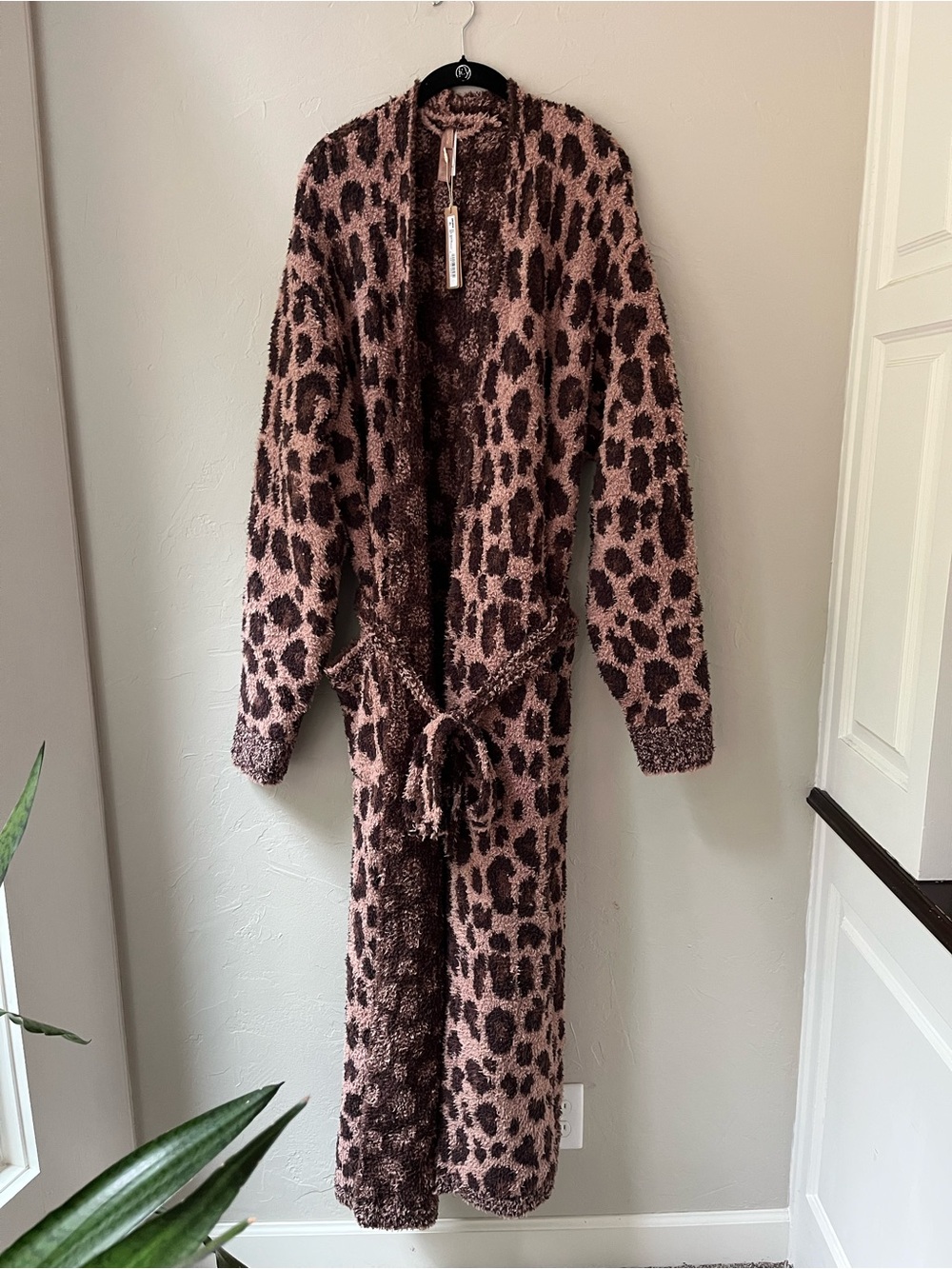 SKIMS COZY KNIT UNISEX ROBE IN SIENNA LEOPARD PRINT S/M L/XL